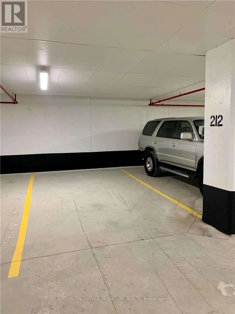 111 - 1105 LEGER WAY