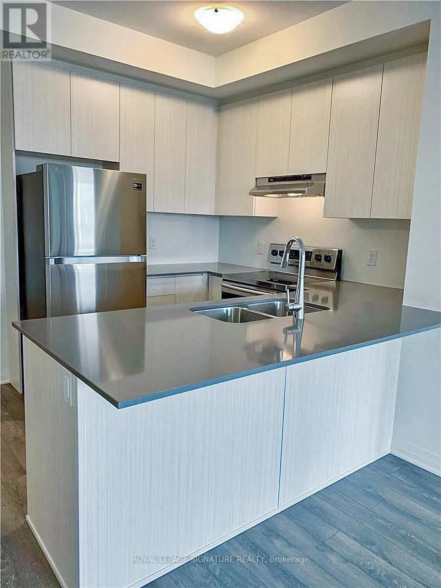 111 - 1105 LEGER WAY