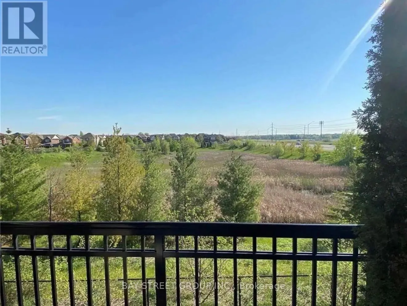 210 - 5327 UPPER MIDDLE ROAD