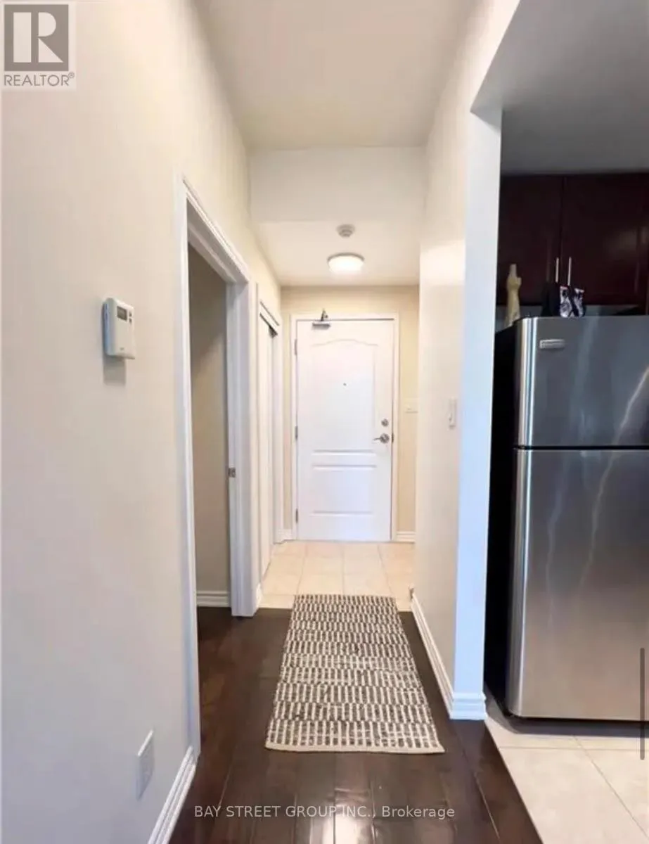 210 - 5327 UPPER MIDDLE ROAD