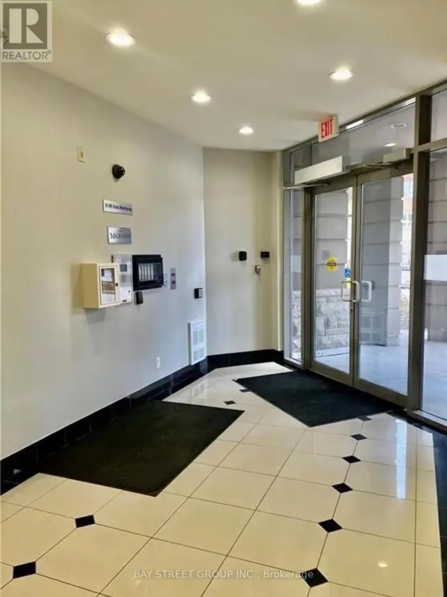 210 - 5327 UPPER MIDDLE ROAD