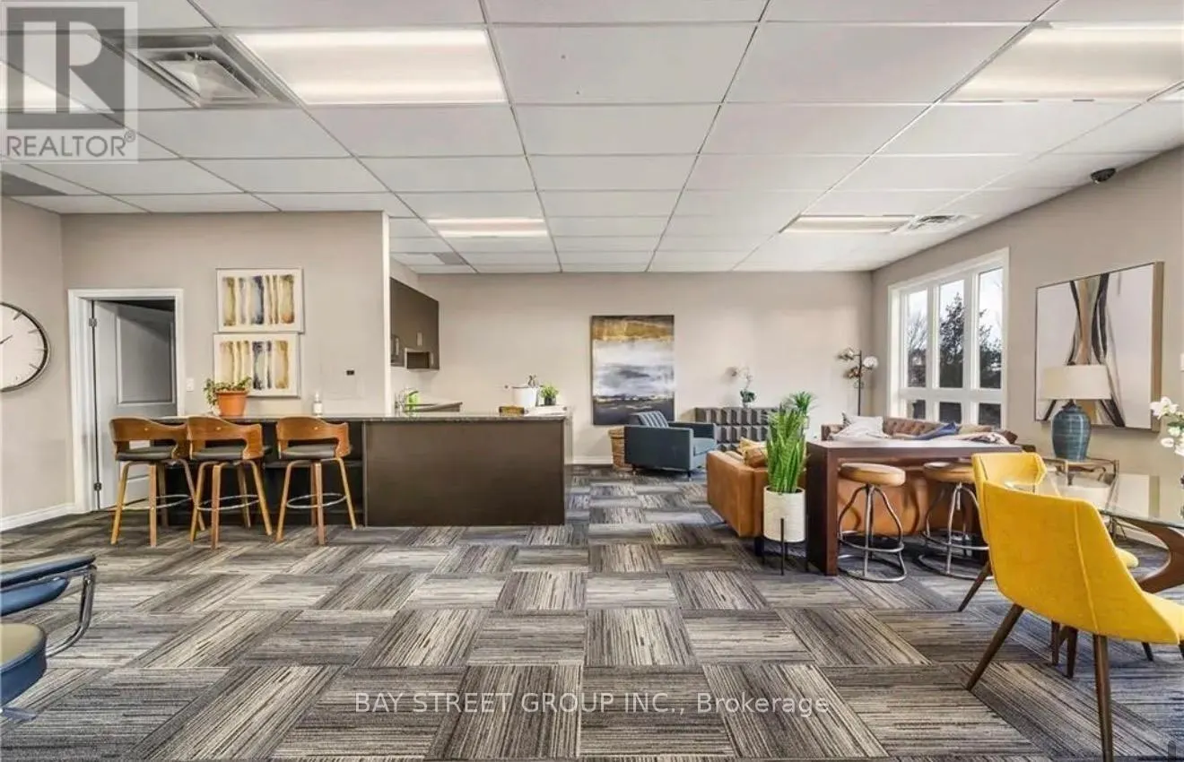 210 - 5327 UPPER MIDDLE ROAD