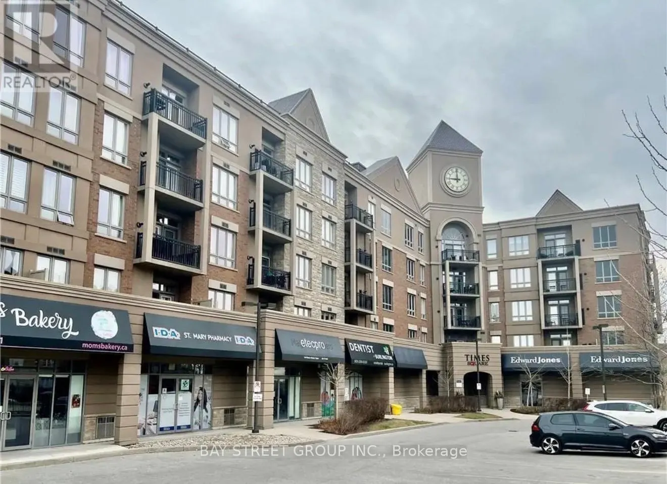 210 - 5327 UPPER MIDDLE ROAD