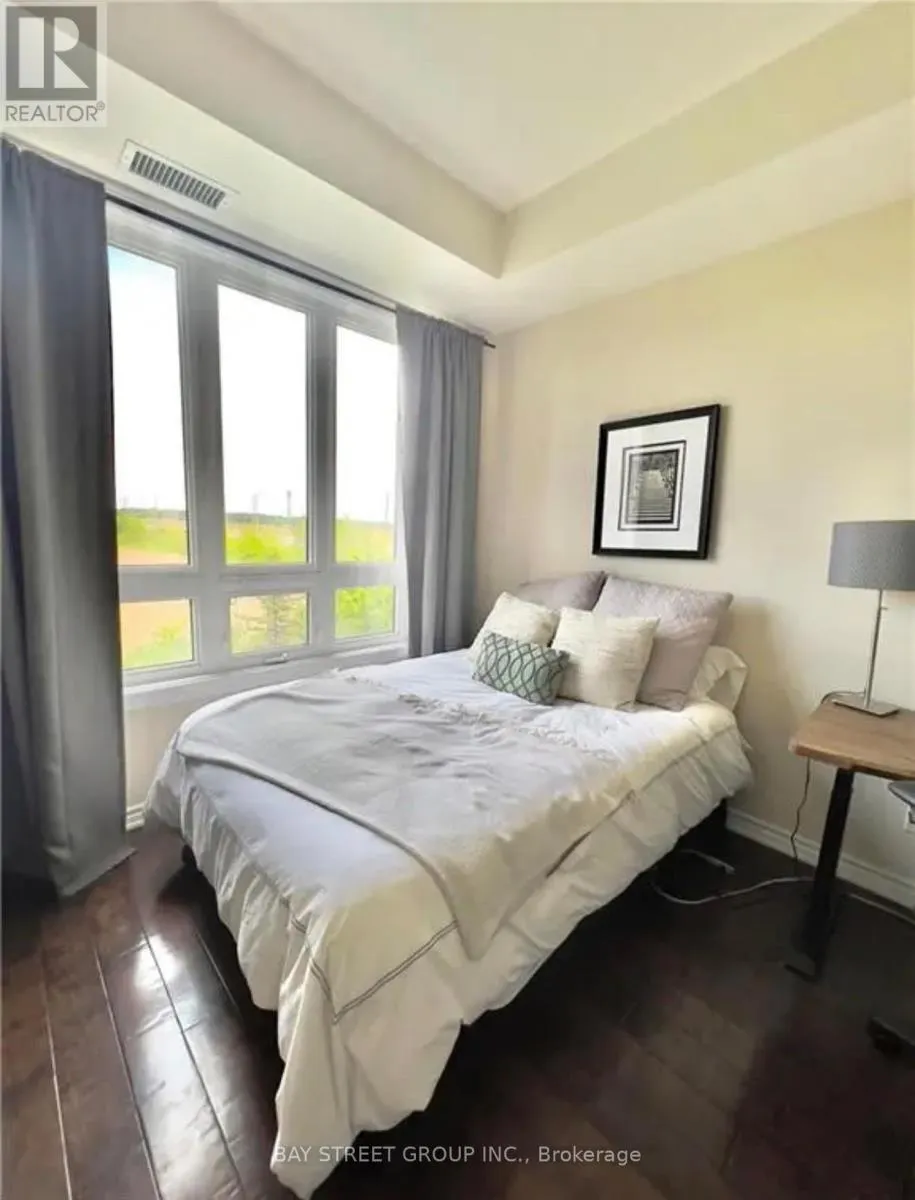 210 - 5327 UPPER MIDDLE ROAD