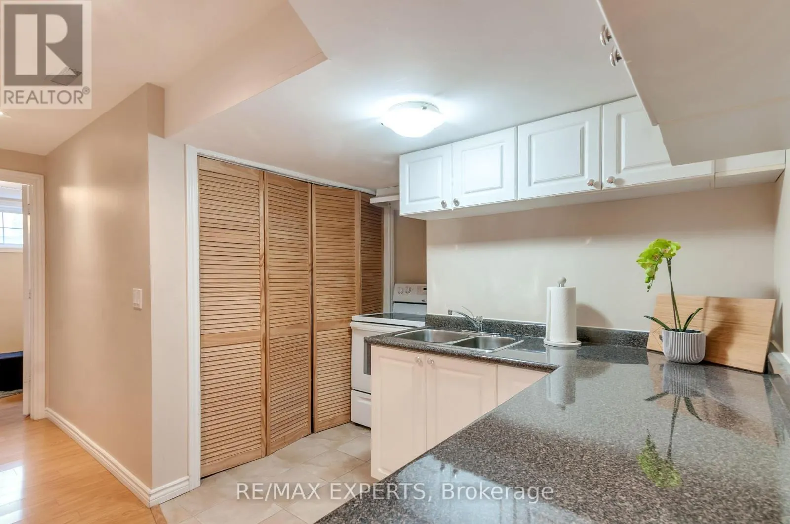 76 EAGLE TRACE DRIVE