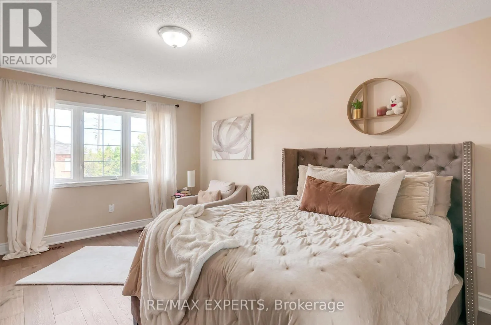 76 EAGLE TRACE DRIVE