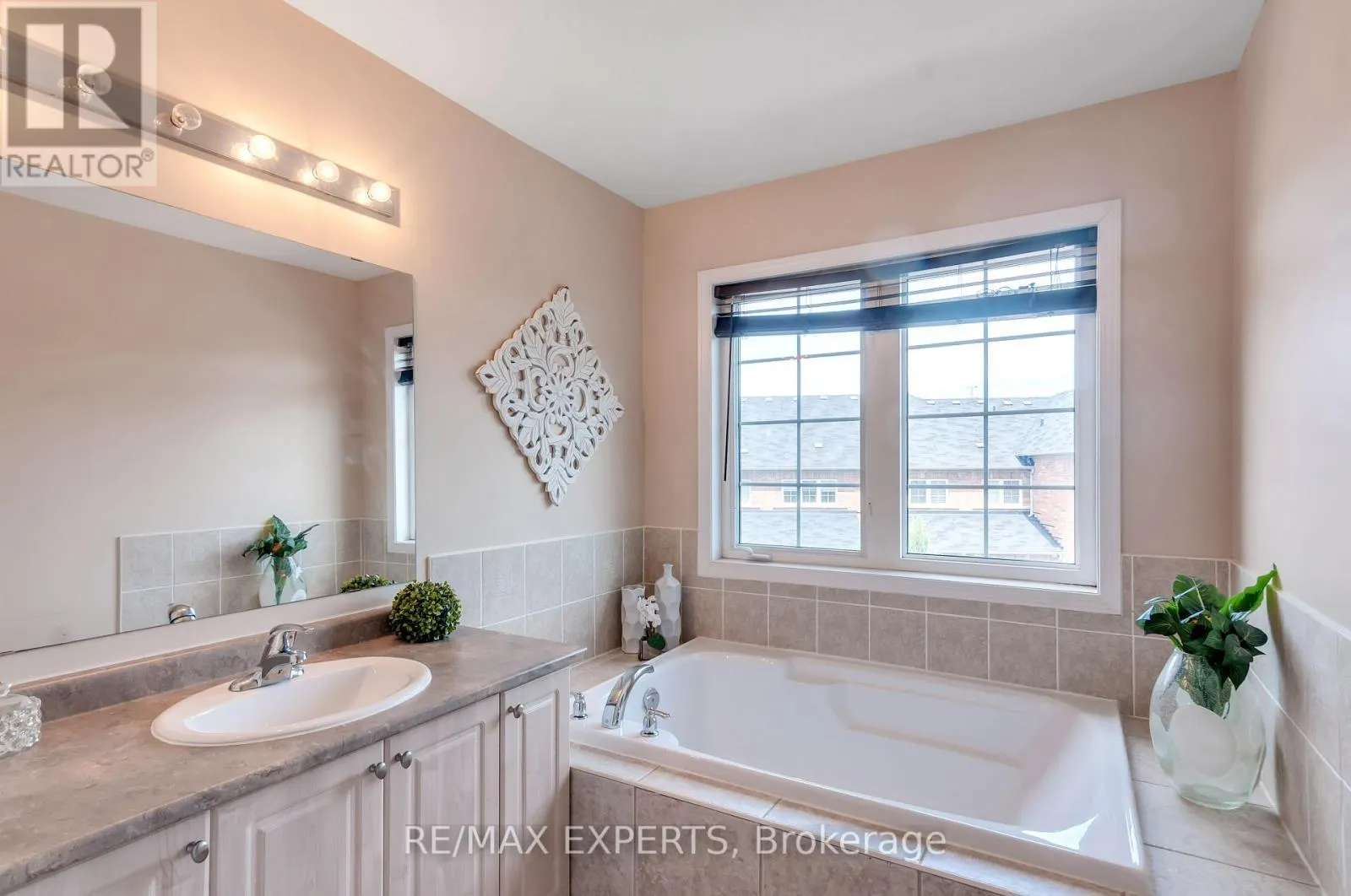 76 EAGLE TRACE DRIVE