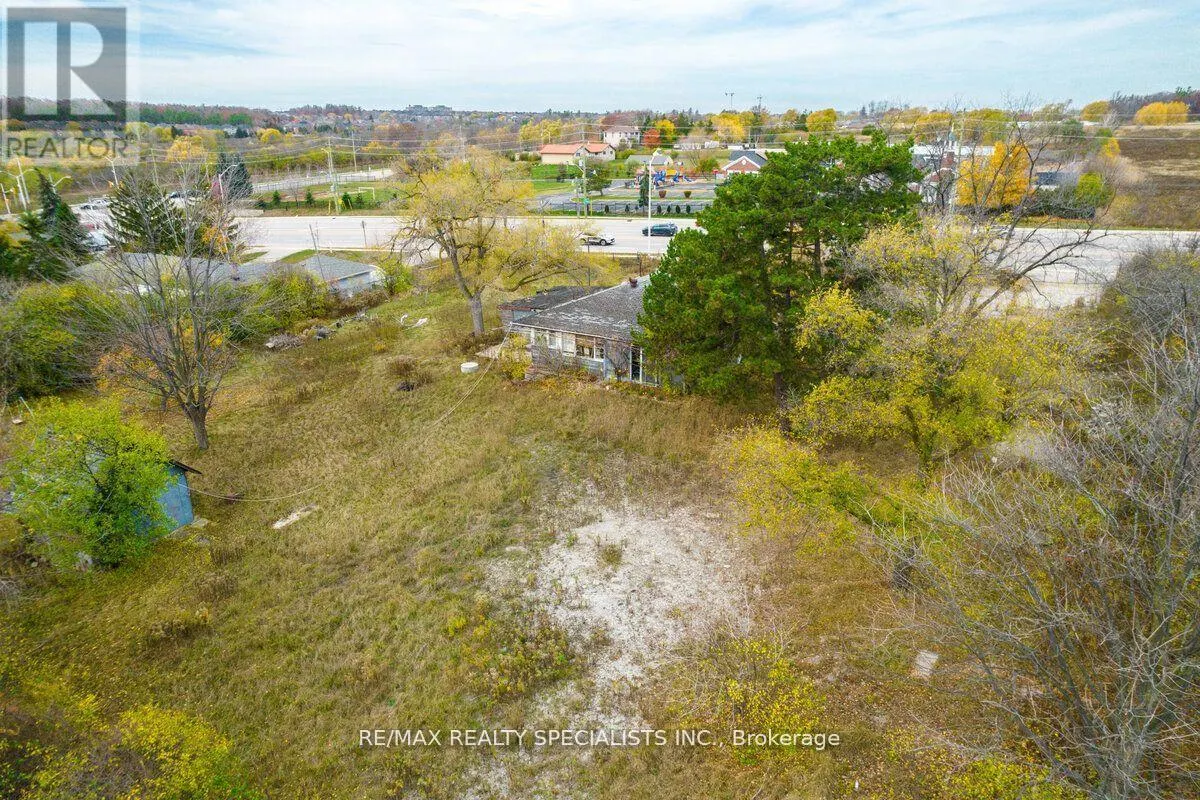 2036 UPPER MIDDLE ROAD E