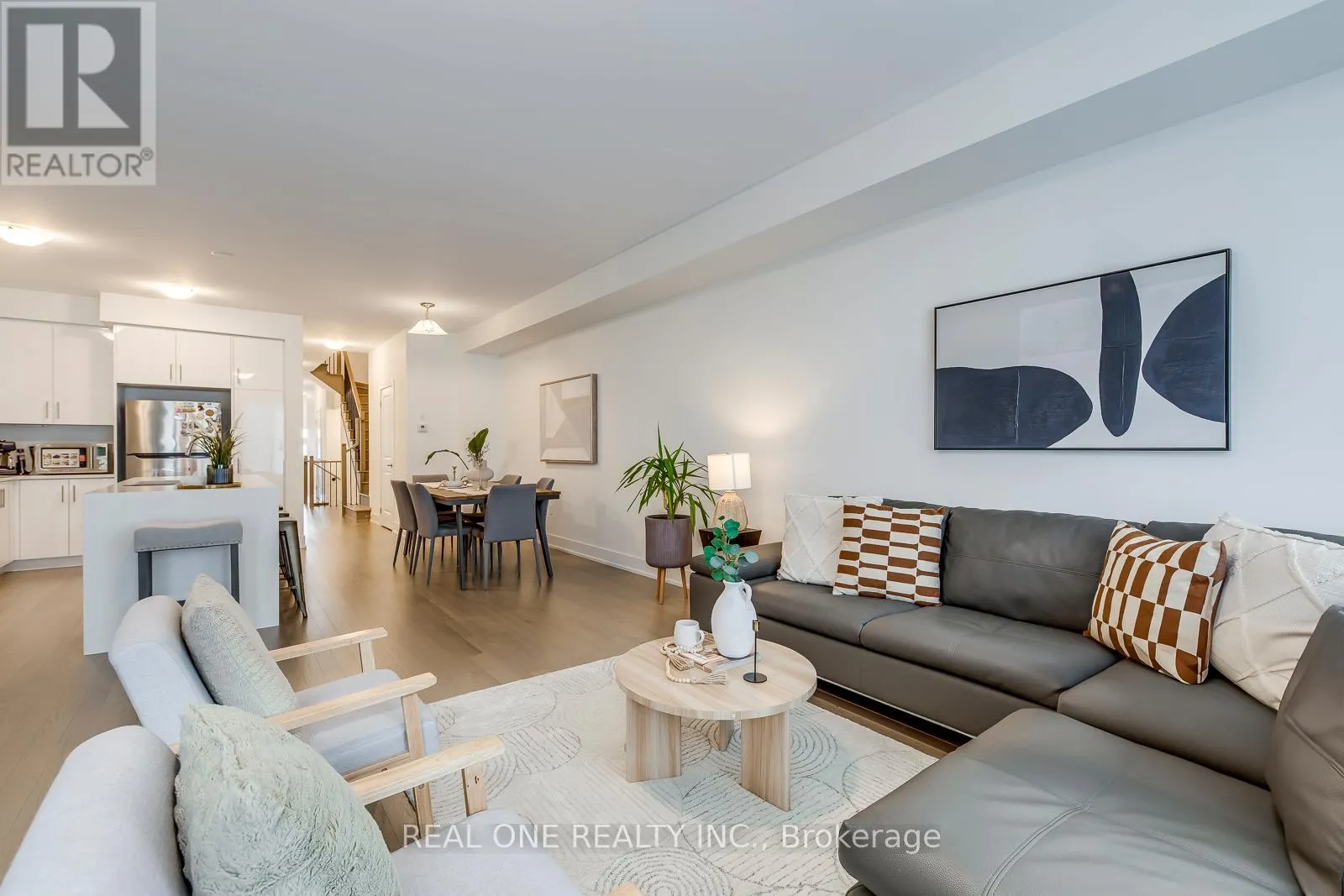 3054 HARVARD GARDENS