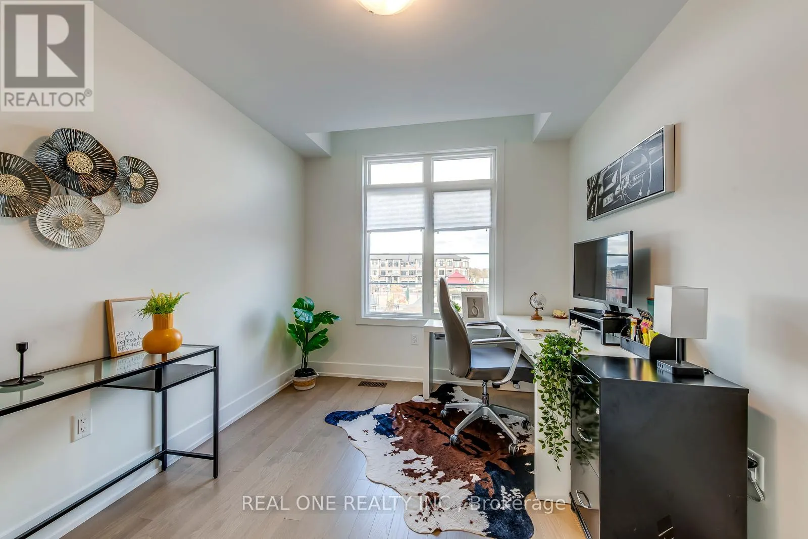 3054 HARVARD GARDENS