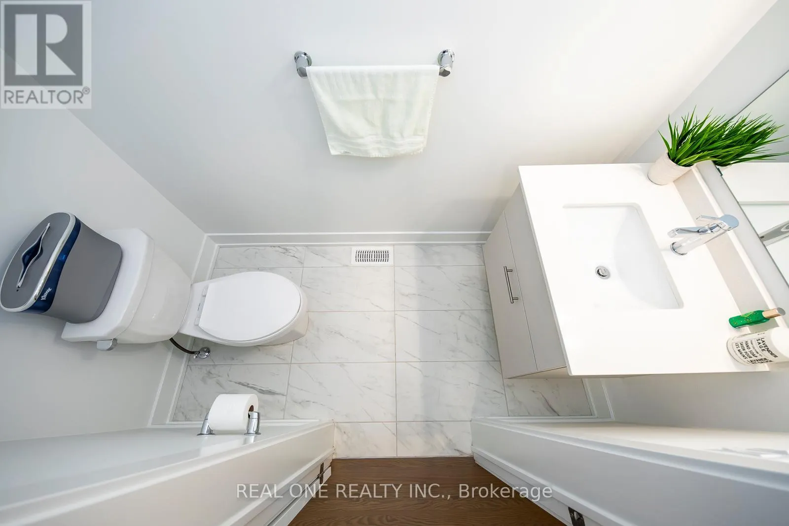 3054 HARVARD GARDENS