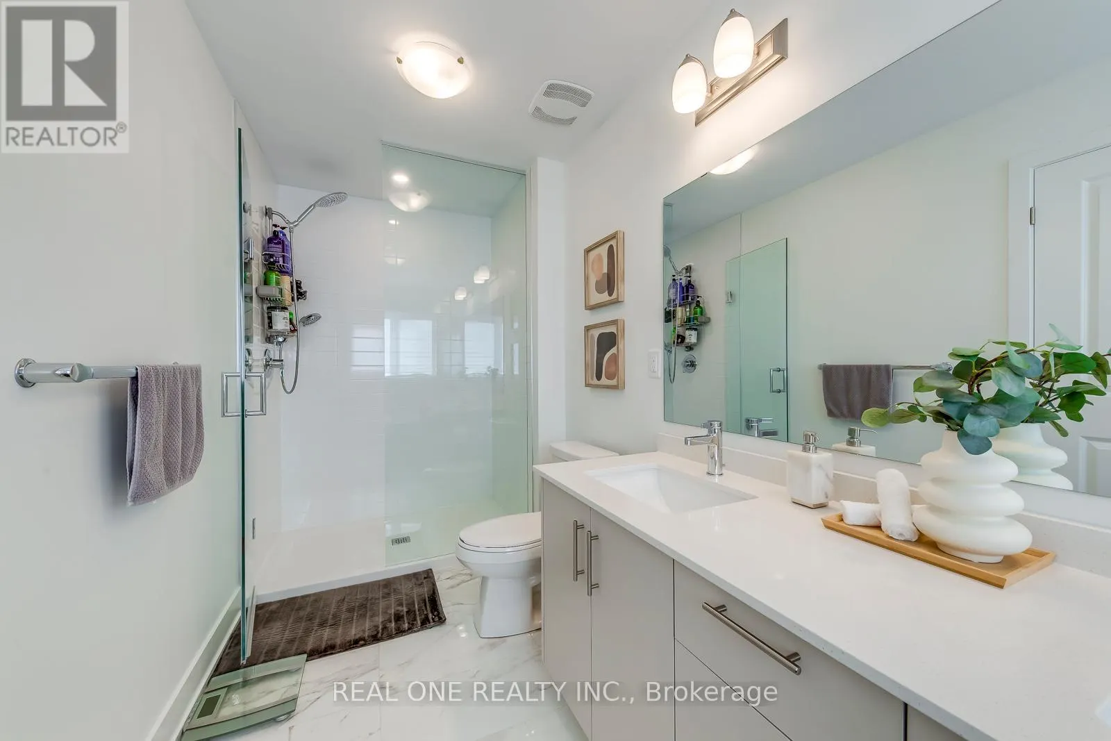 3054 HARVARD GARDENS