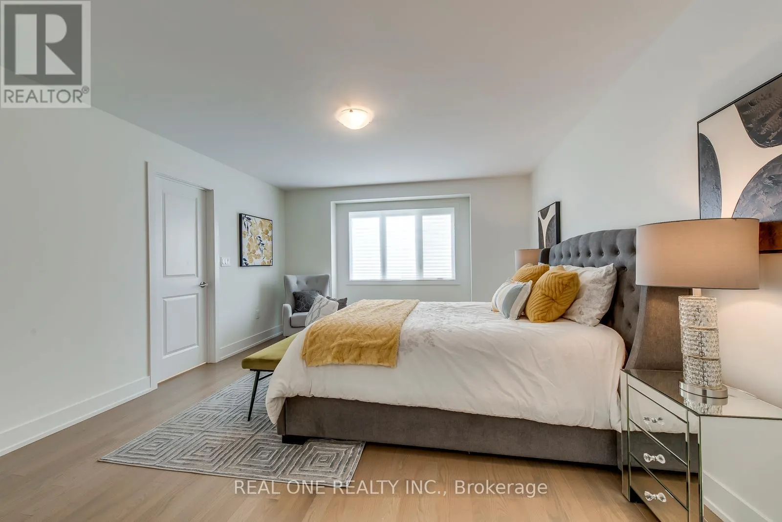 3054 HARVARD GARDENS