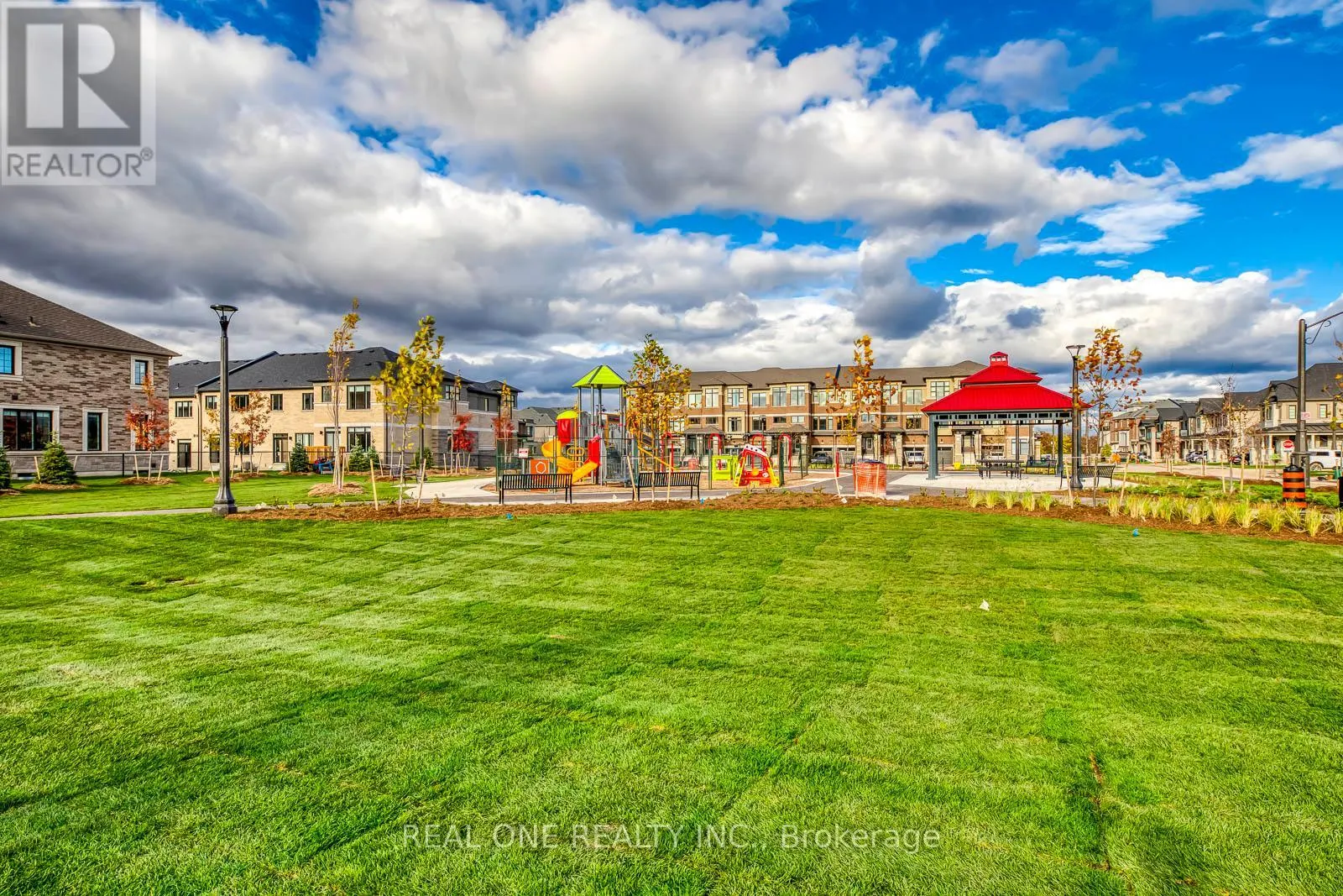 3054 HARVARD GARDENS