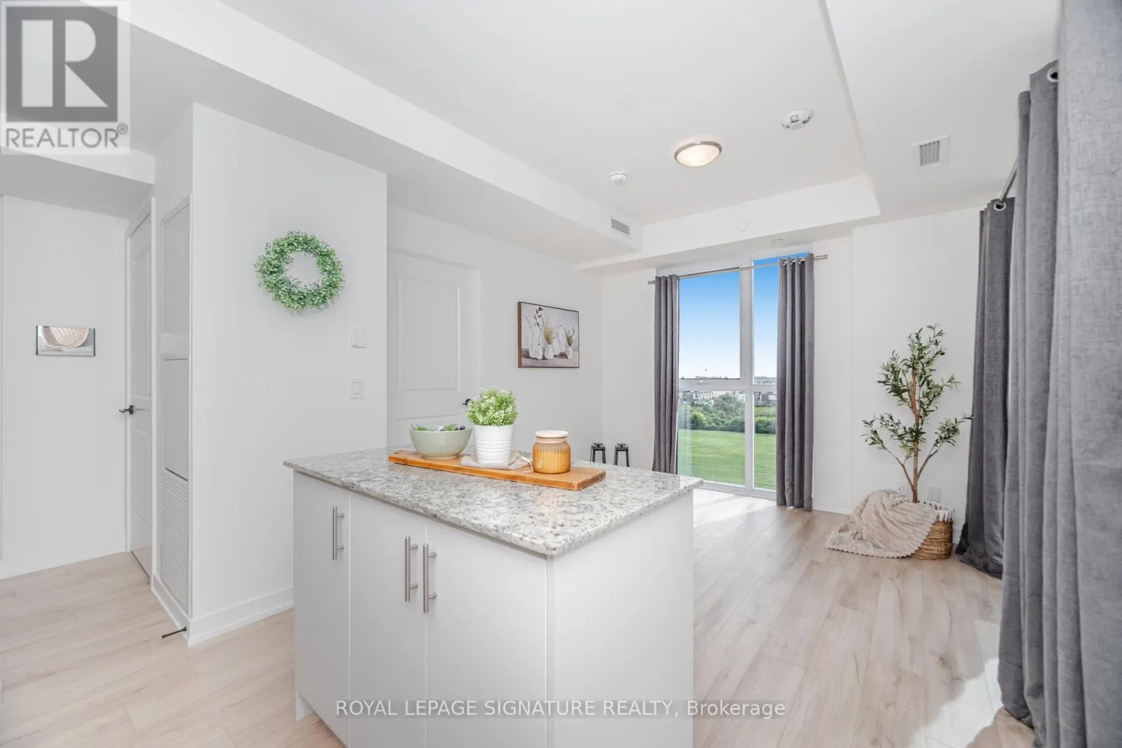 906 - 335 WHEAT BOOM DRIVE