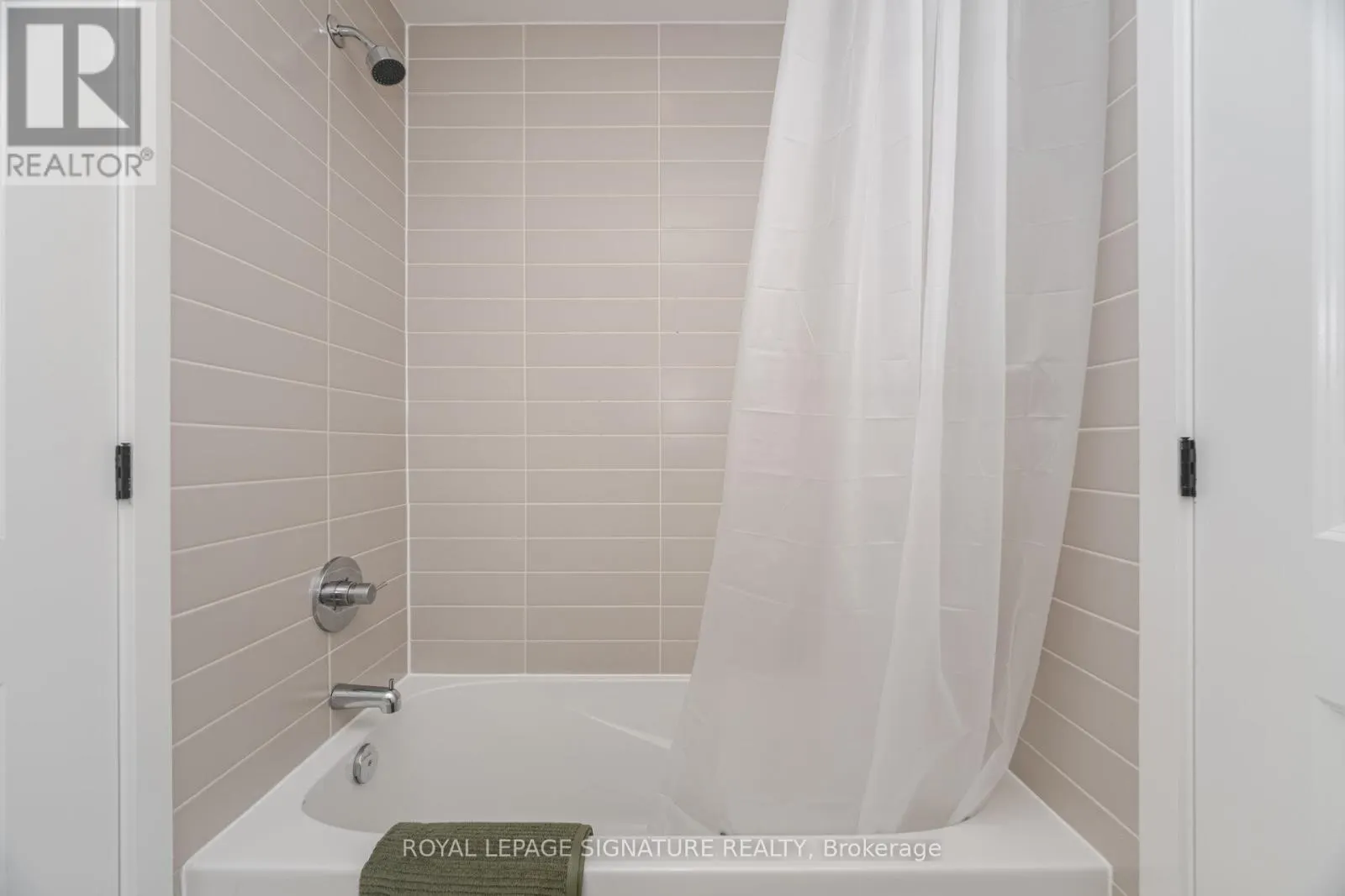 906 - 335 WHEAT BOOM DRIVE