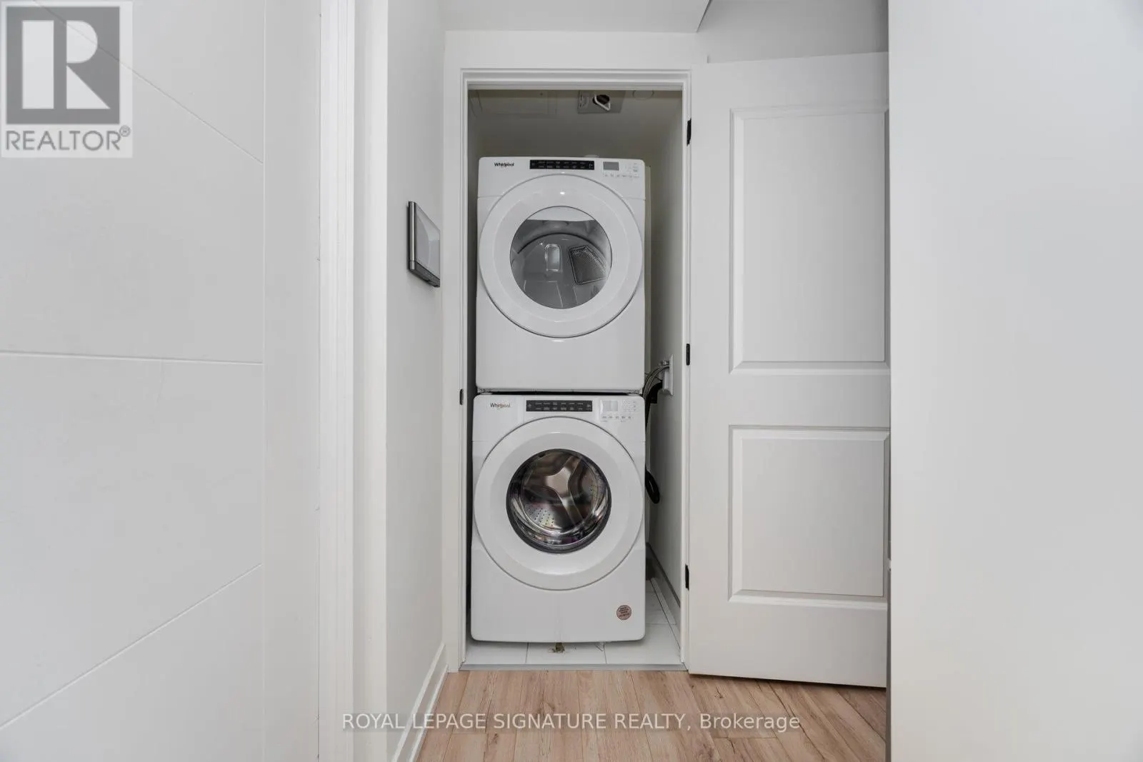 906 - 335 WHEAT BOOM DRIVE