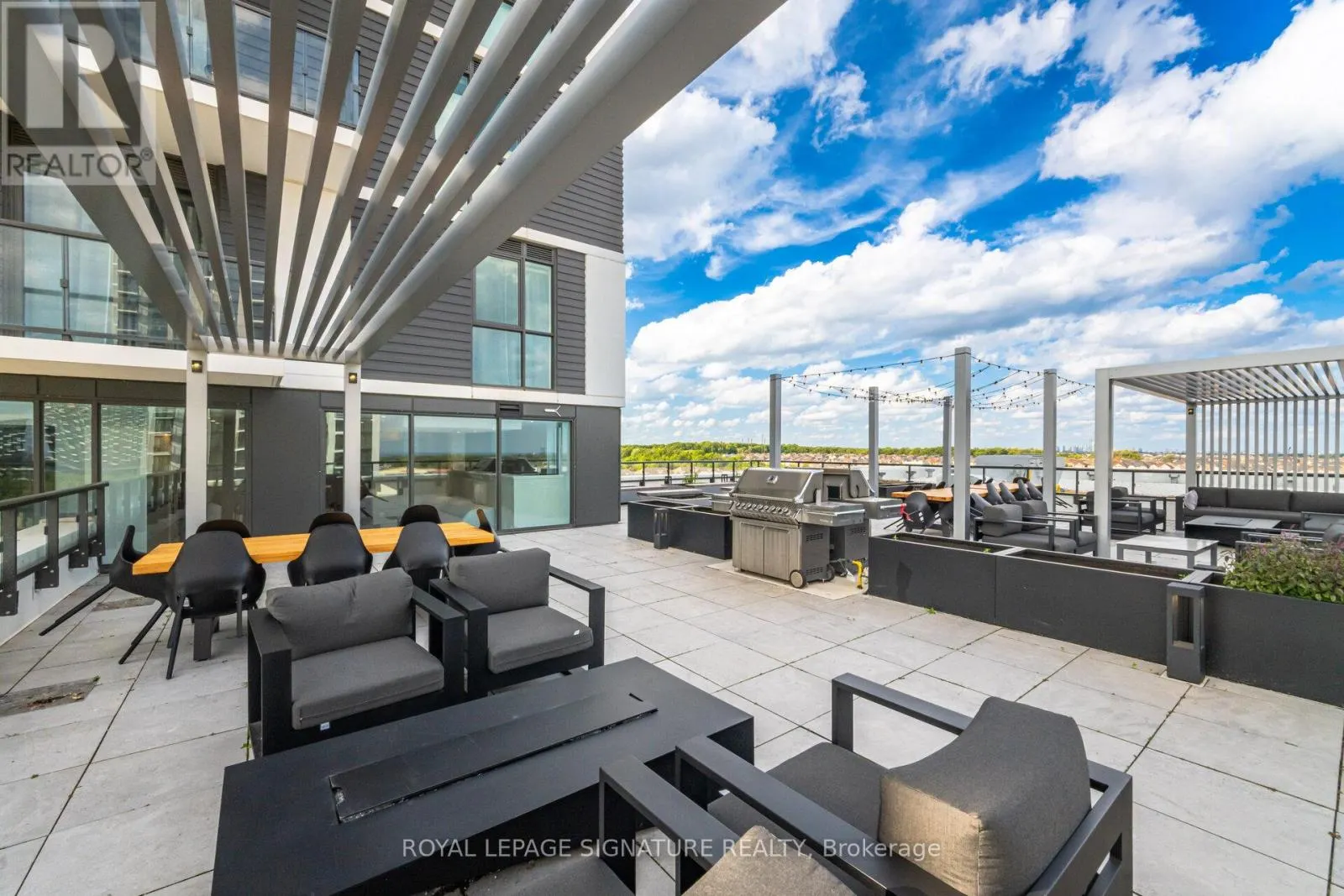 906 - 335 WHEAT BOOM DRIVE