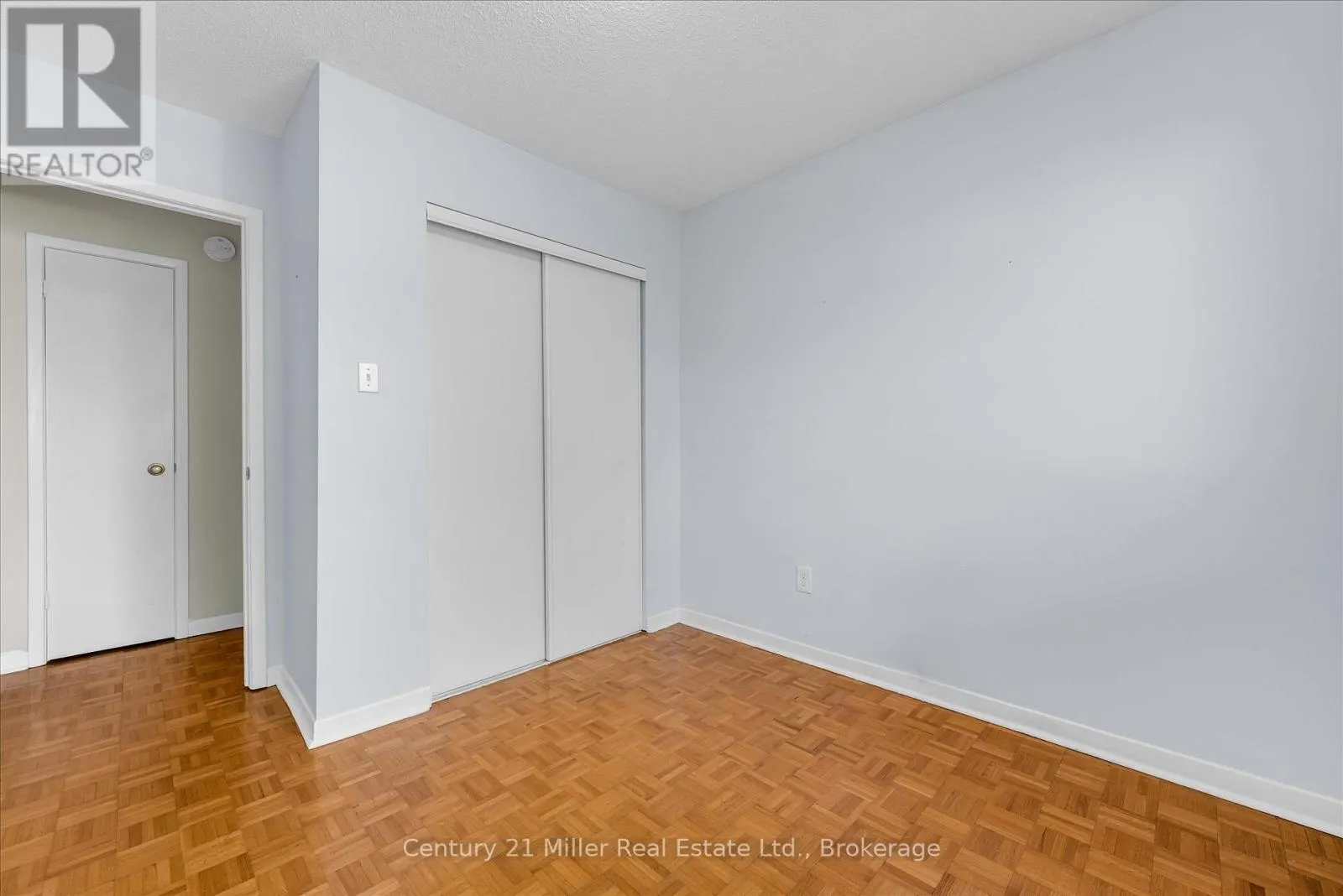 19 - 1310 HAMPTON STREET, #19