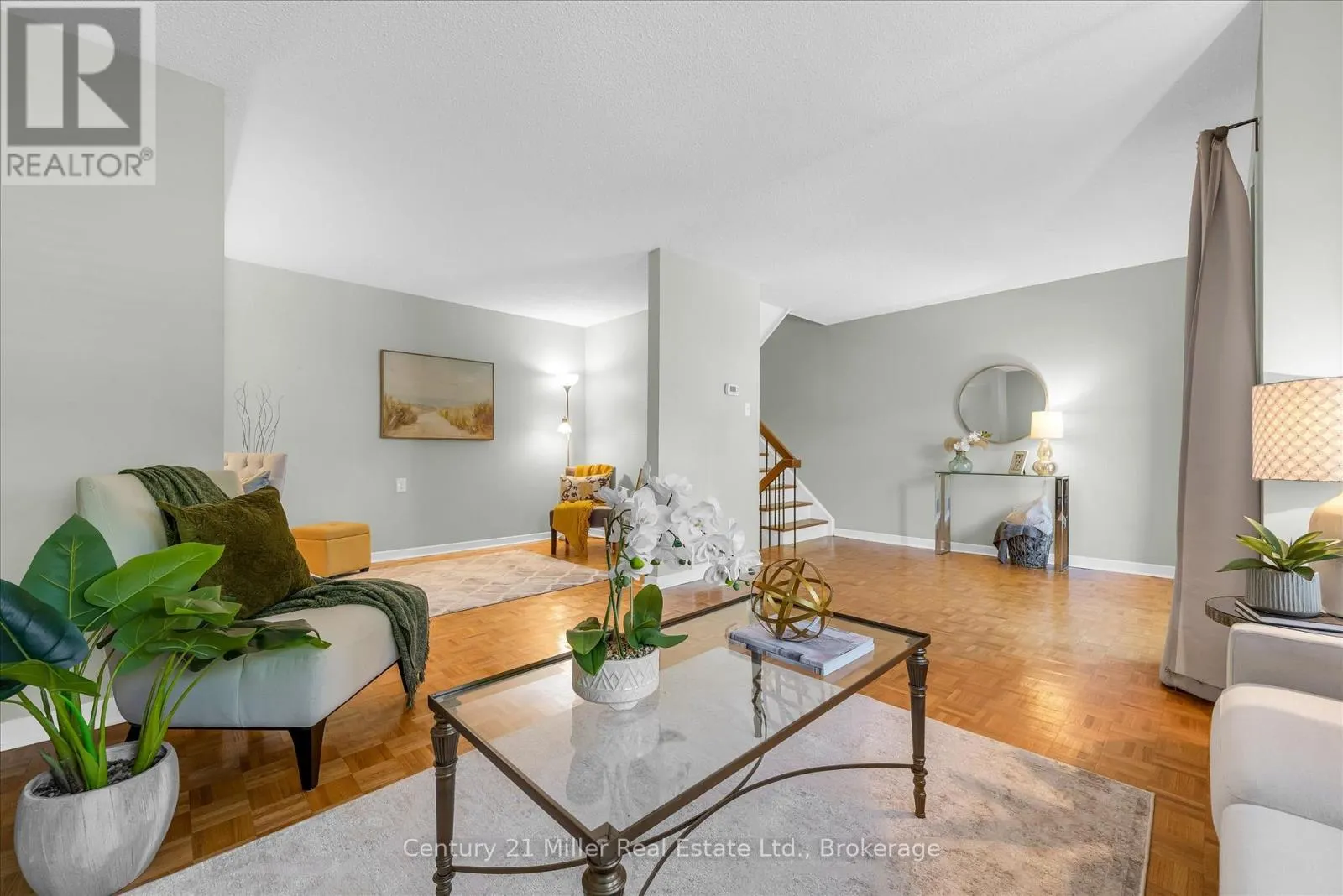 19 - 1310 HAMPTON STREET, #19