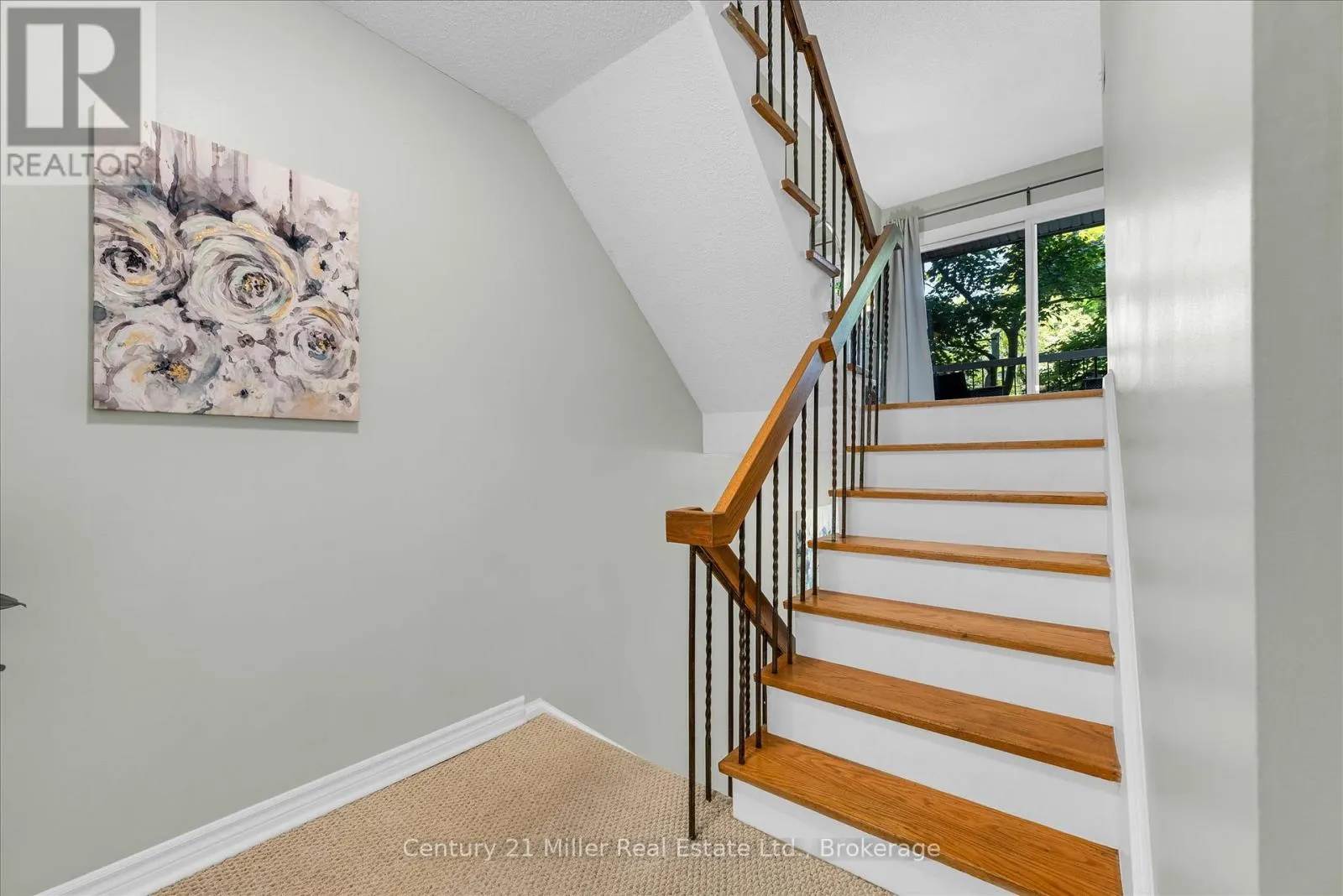 19 - 1310 HAMPTON STREET, #19