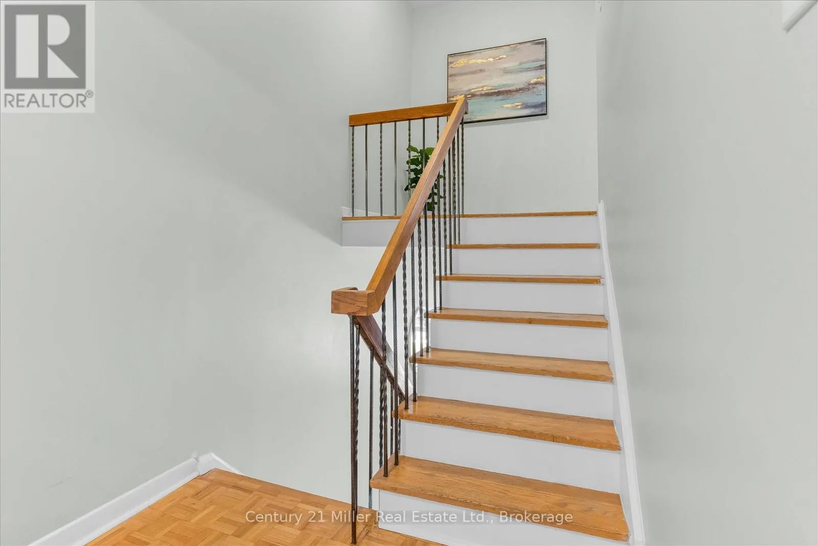 19 - 1310 HAMPTON STREET, #19