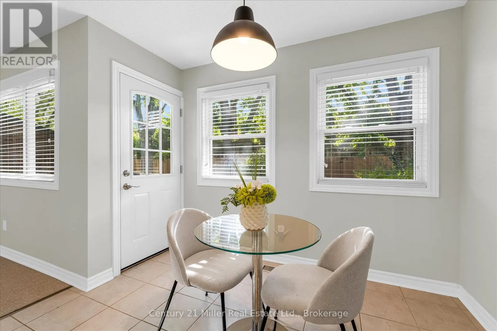 19 - 1310 HAMPTON STREET, #19