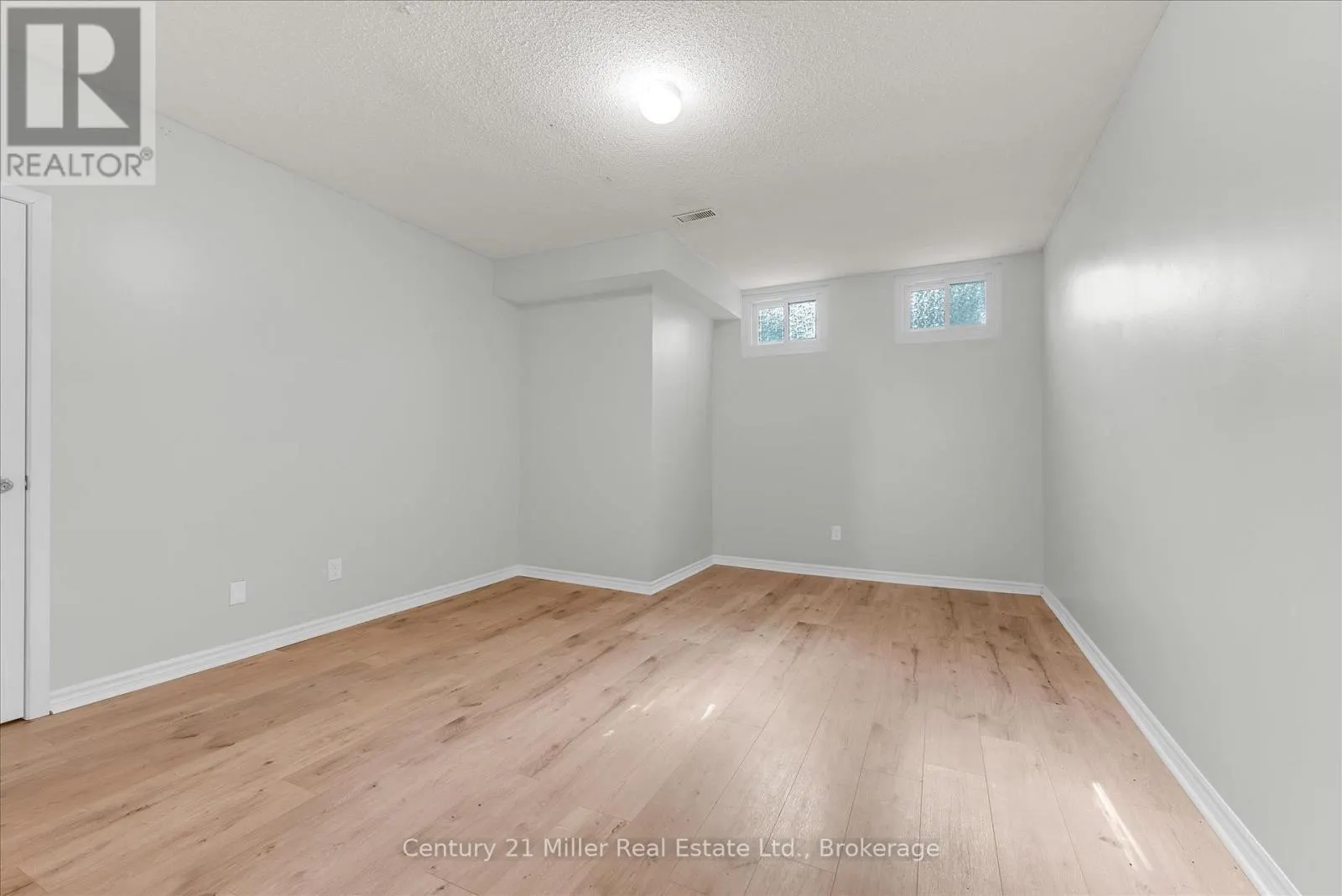 19 - 1310 HAMPTON STREET, #19