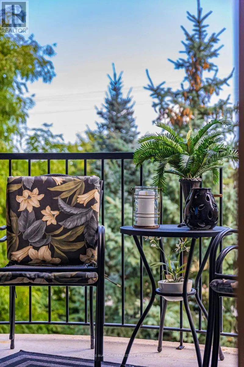 305 - 3497 UPPER MIDDLE ROAD