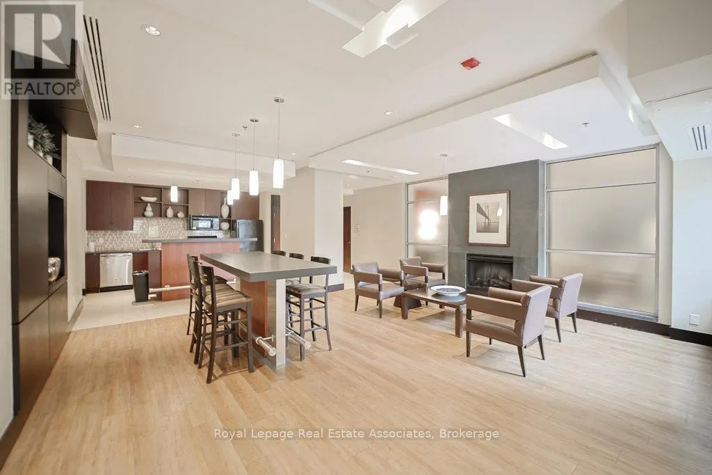 107 - 80 PORT STREET E