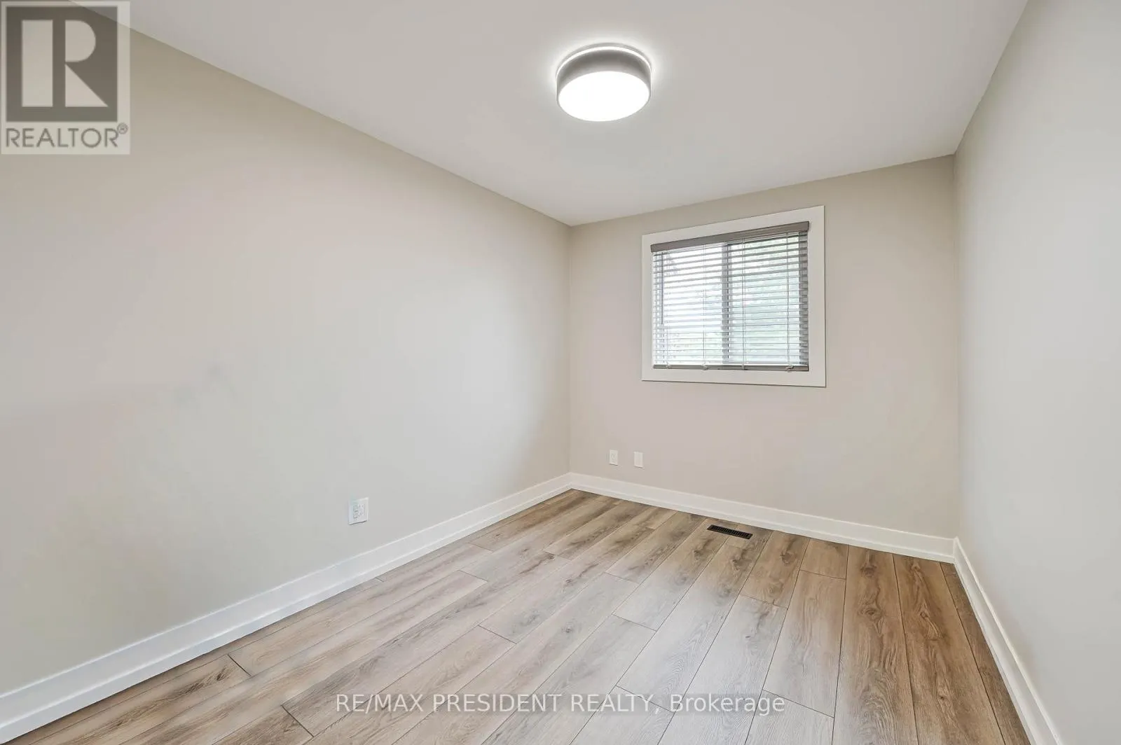 237 BARONWOOD CRESCENT