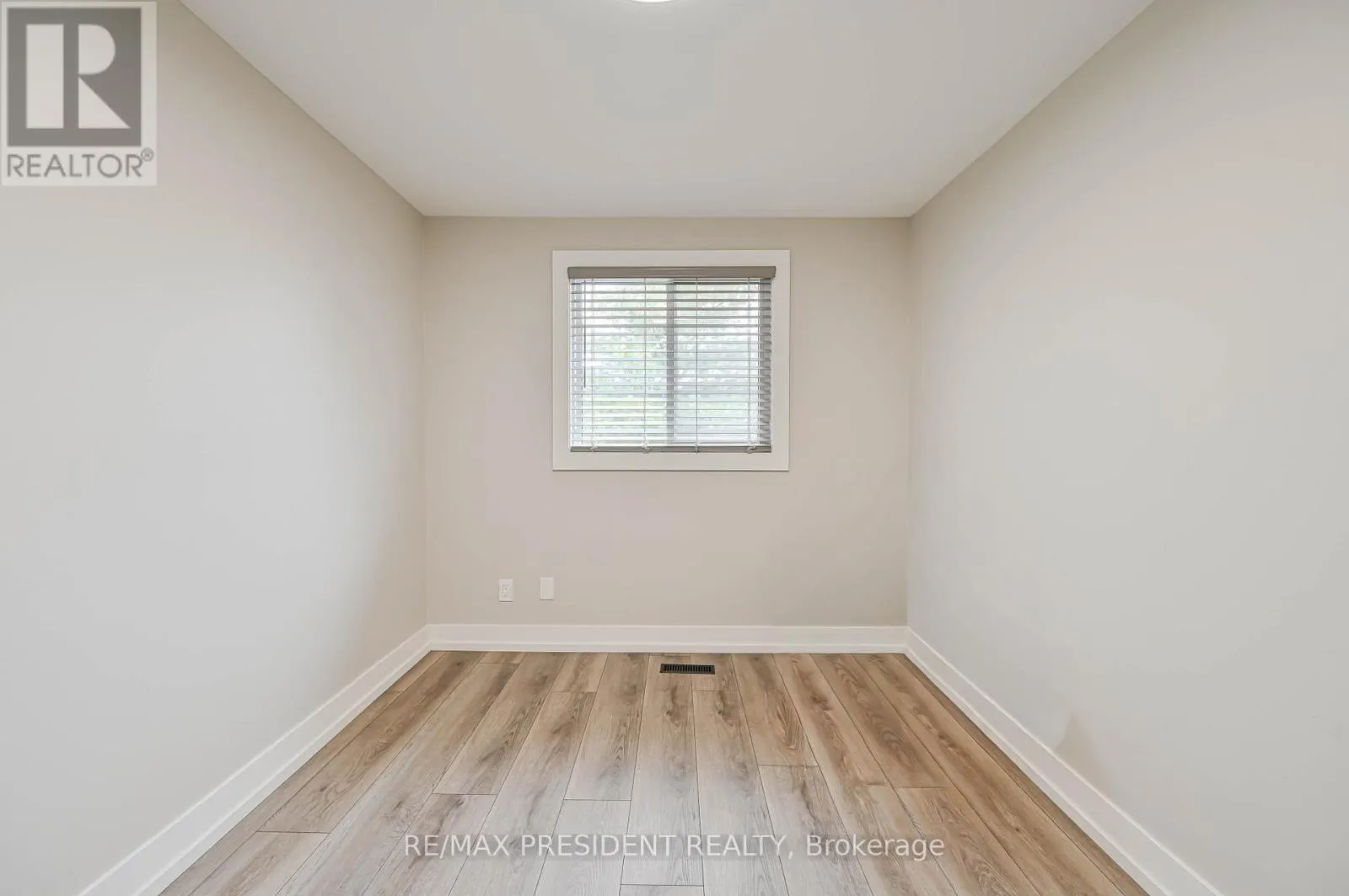 237 BARONWOOD CRESCENT