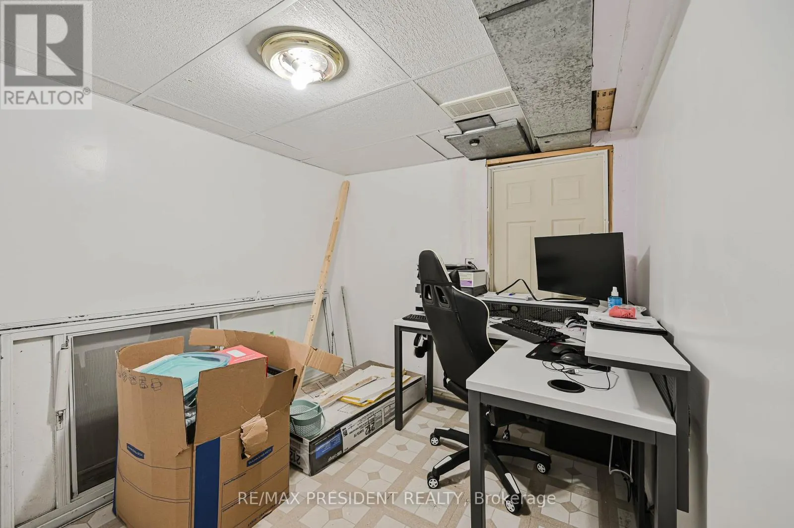 237 BARONWOOD CRESCENT