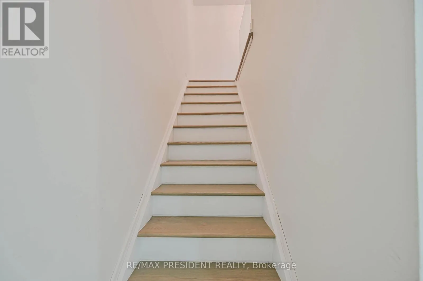 237 BARONWOOD CRESCENT