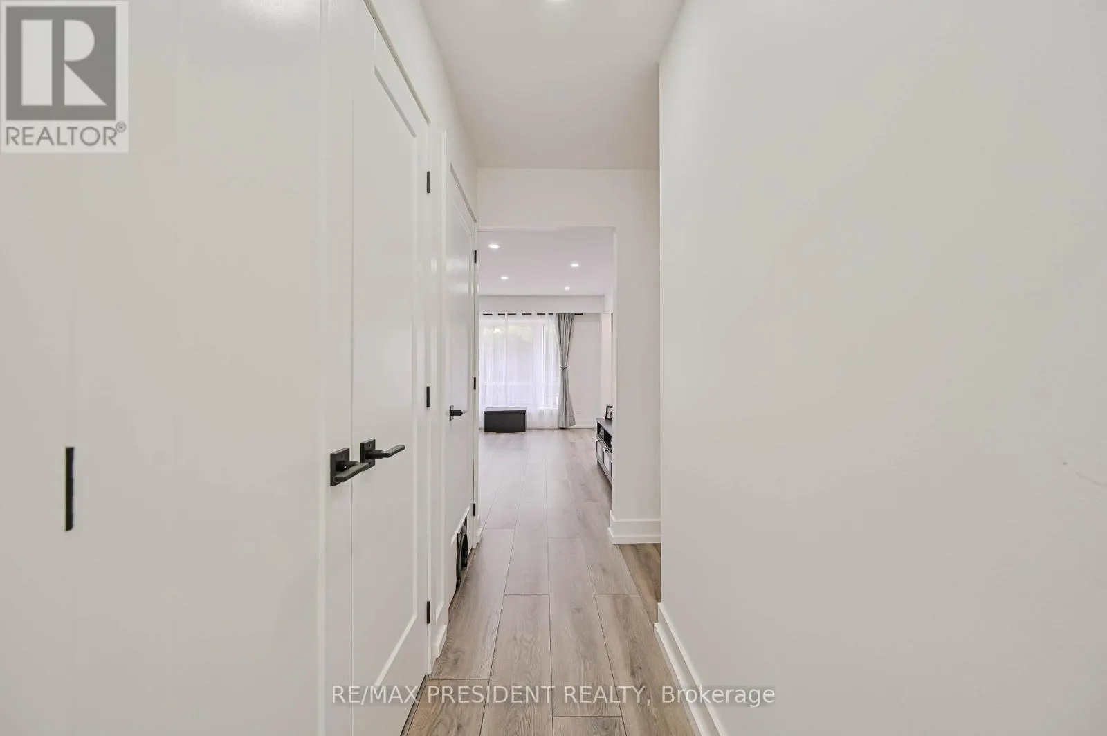 237 BARONWOOD CRESCENT