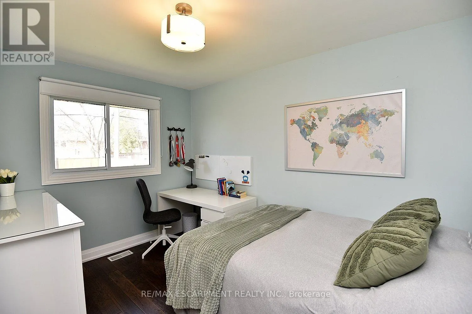 1204 TAVISTOCK DRIVE