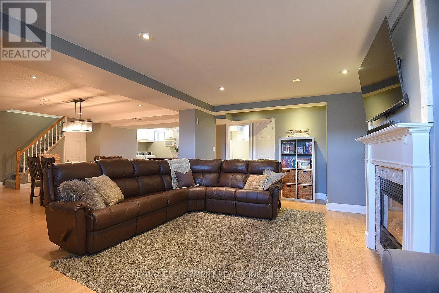 1204 TAVISTOCK DRIVE