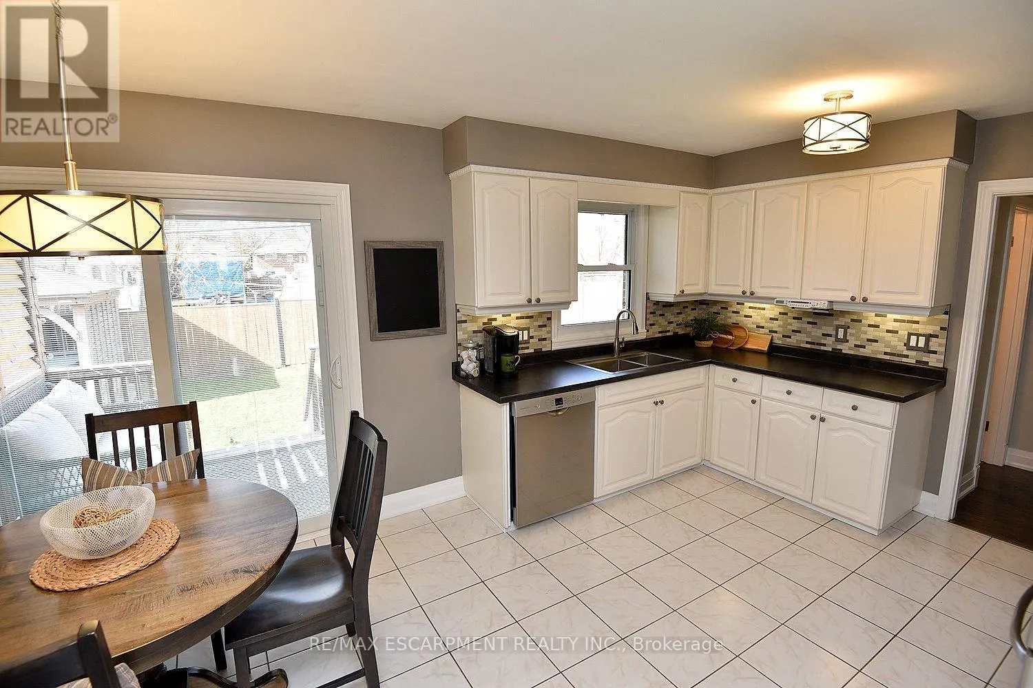 1204 TAVISTOCK DRIVE