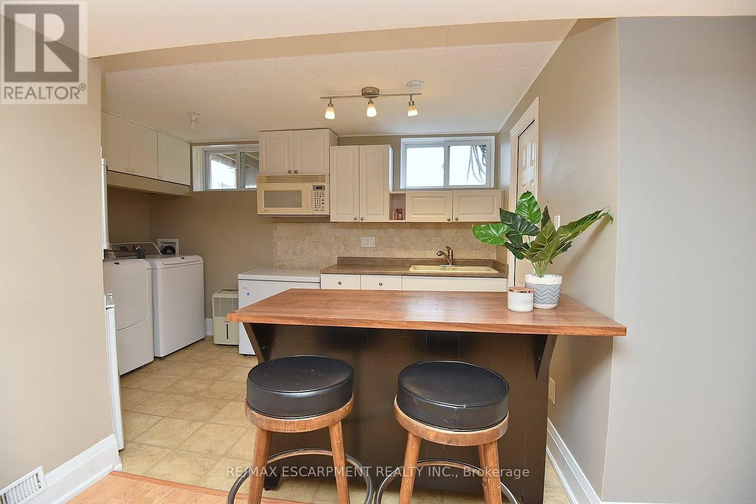 1204 TAVISTOCK DRIVE