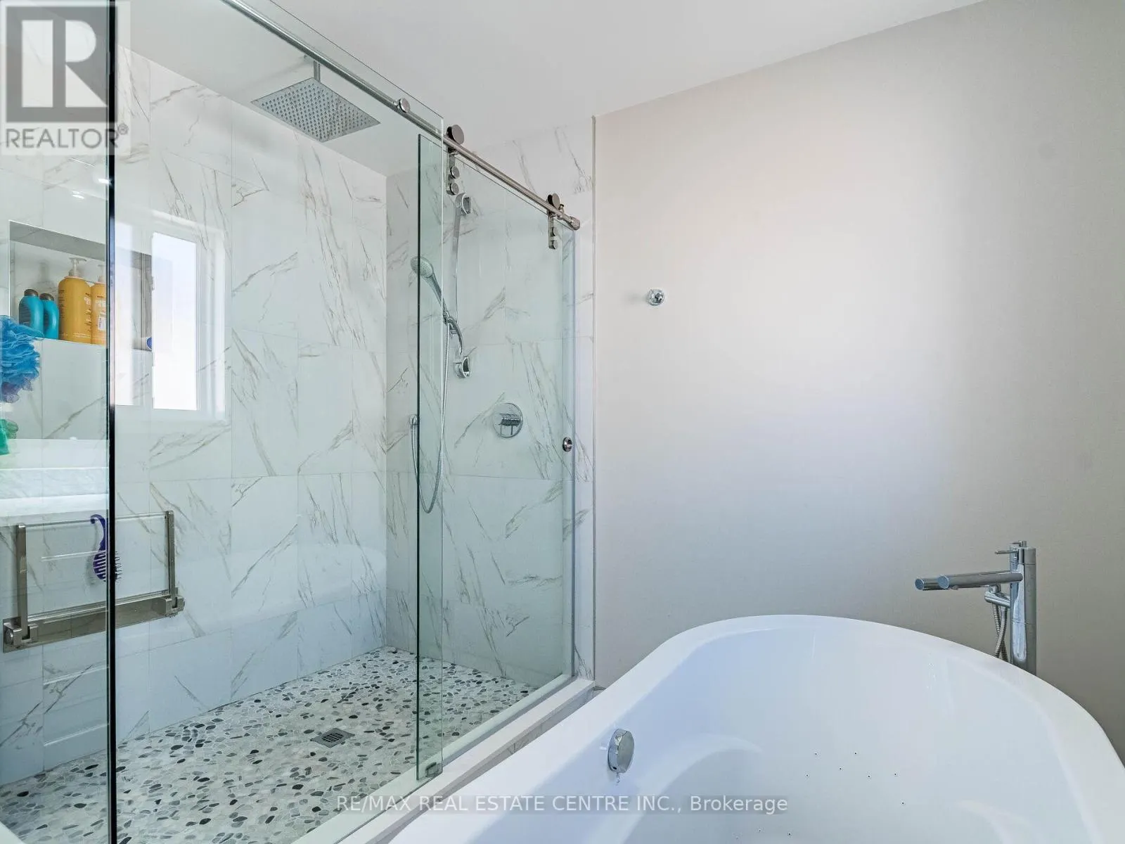 6439 OSPREY BOULEVARD