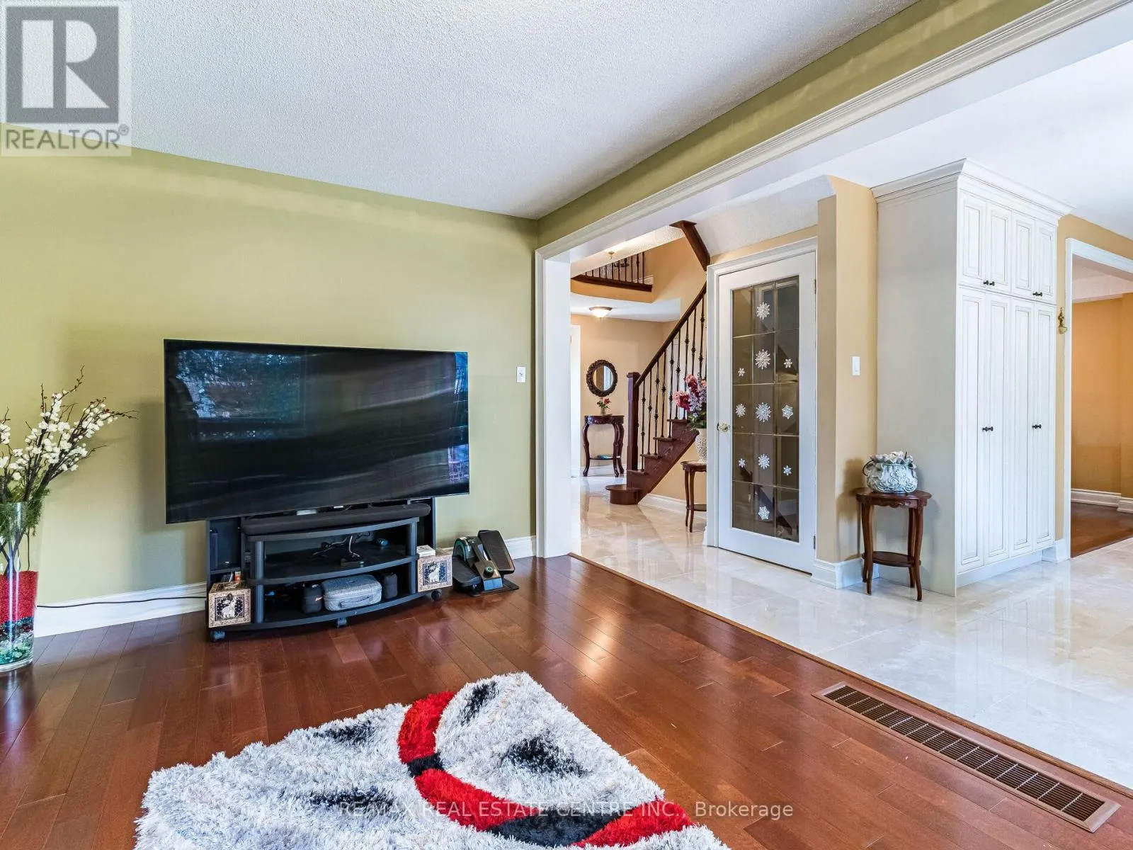 6439 OSPREY BOULEVARD