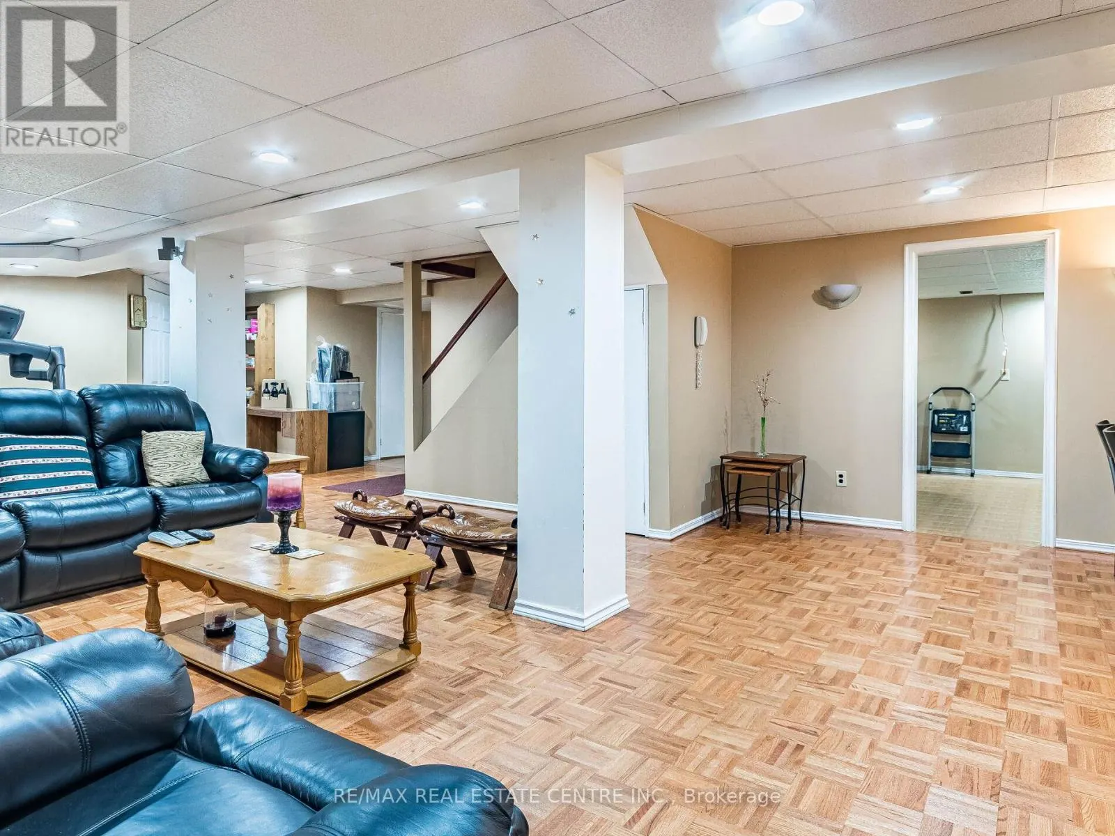 6439 OSPREY BOULEVARD