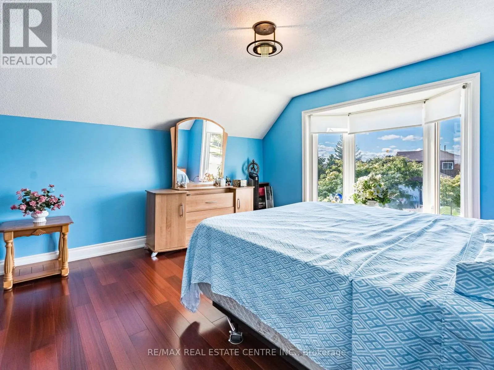 6439 OSPREY BOULEVARD