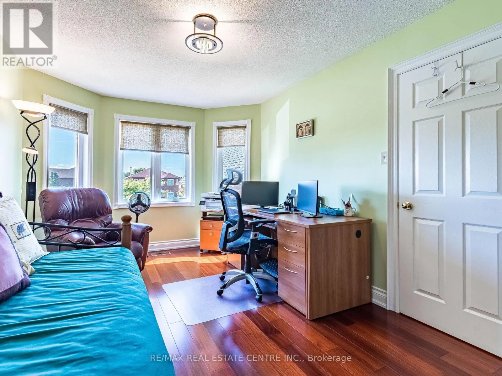 6439 OSPREY BOULEVARD