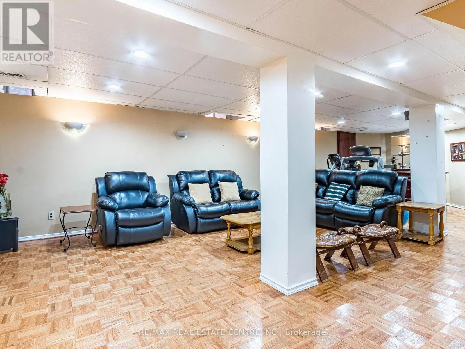 6439 OSPREY BOULEVARD