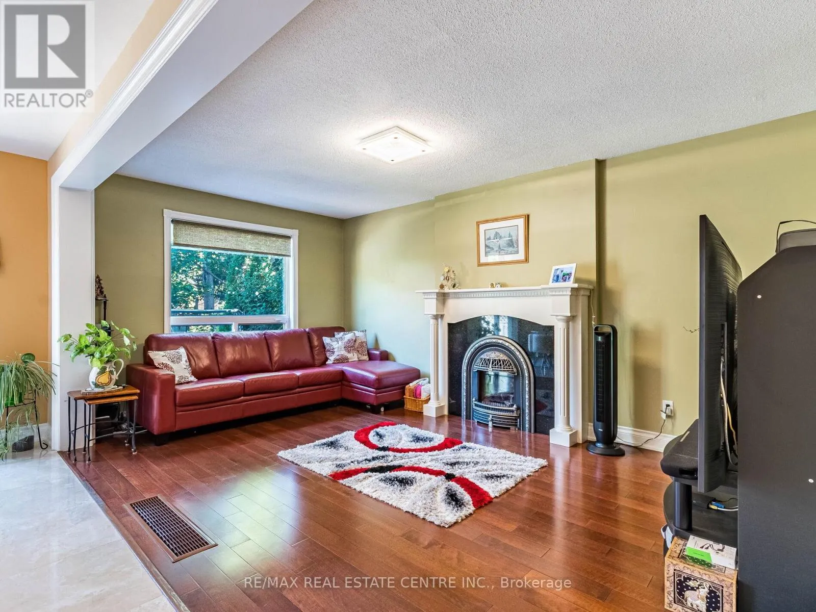 6439 OSPREY BOULEVARD