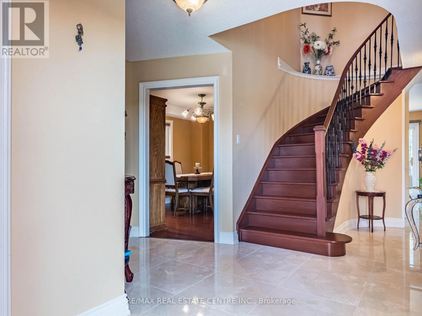 6439 OSPREY BOULEVARD