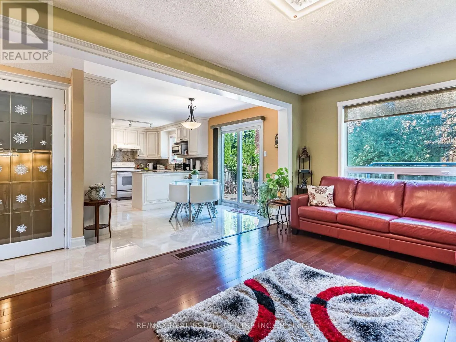 6439 OSPREY BOULEVARD