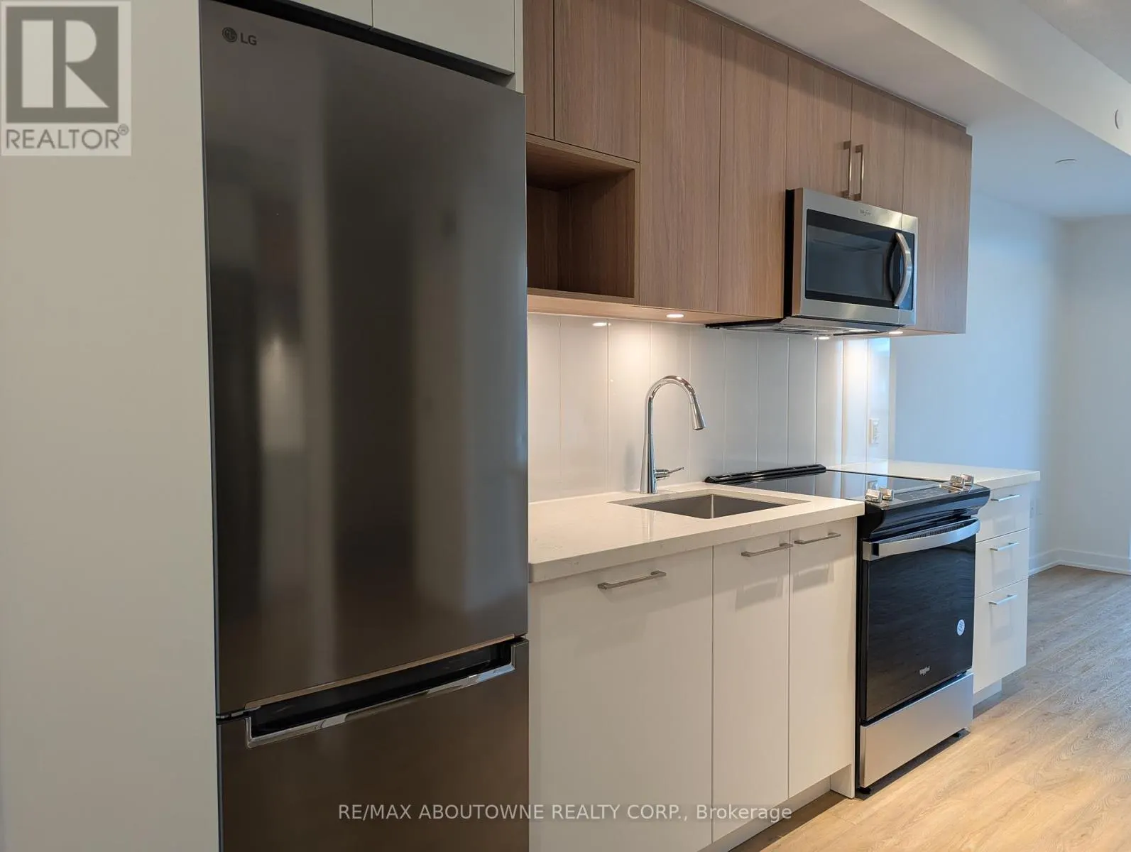 309 - 500 PLAINS ROAD E