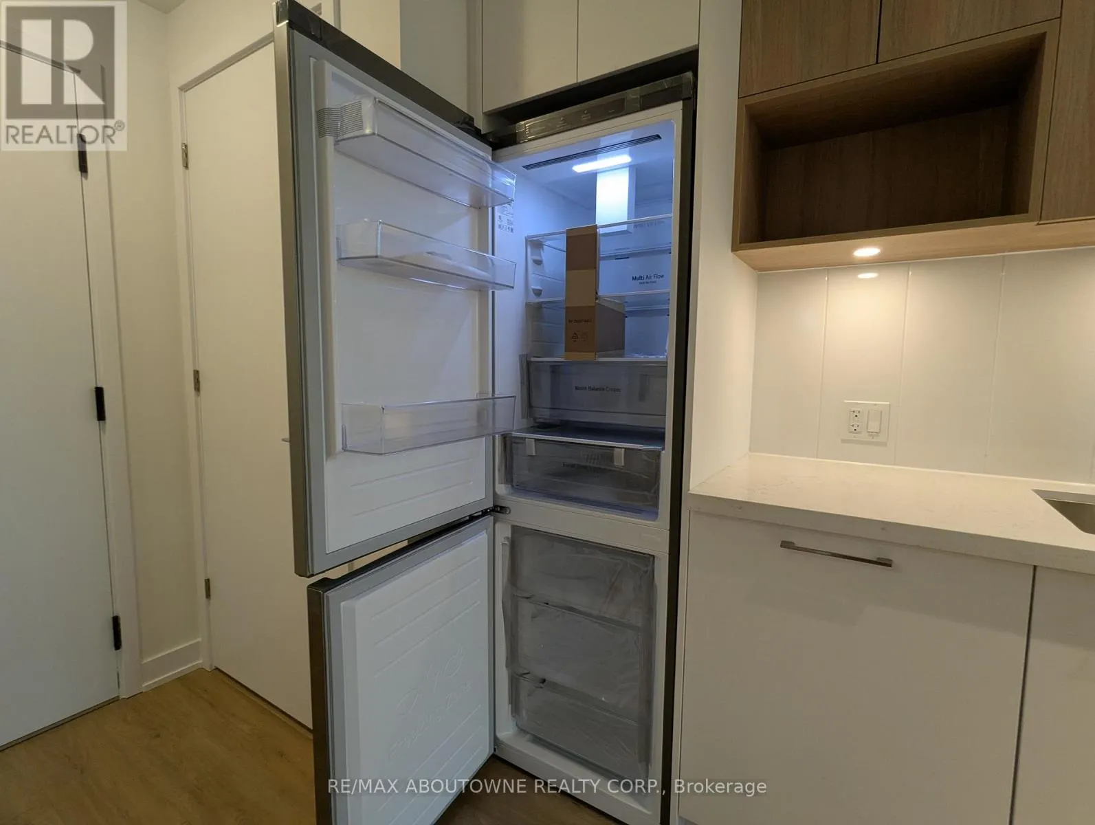 309 - 500 PLAINS ROAD E